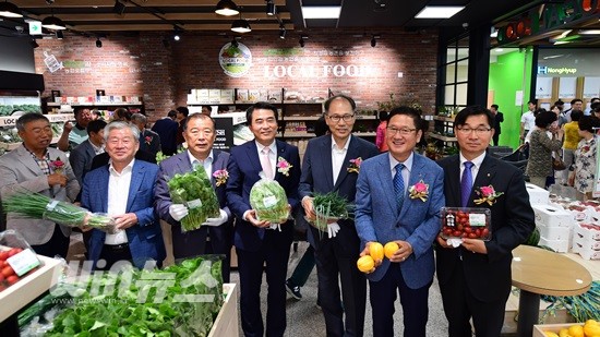 태안농협 로컬푸드직매장 이미지