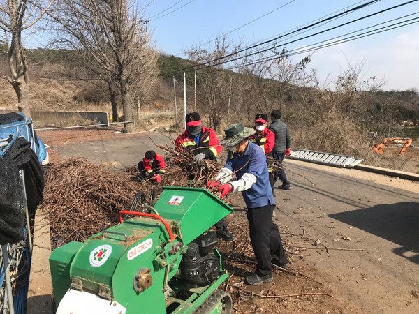 인화물질제거 모습.