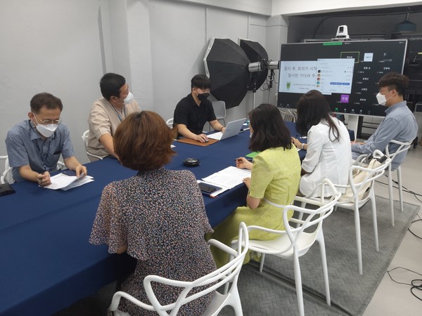 23일 온라인으로 진행된 ‘수원시 청년협의체 제1차 정기회의·위촉식’