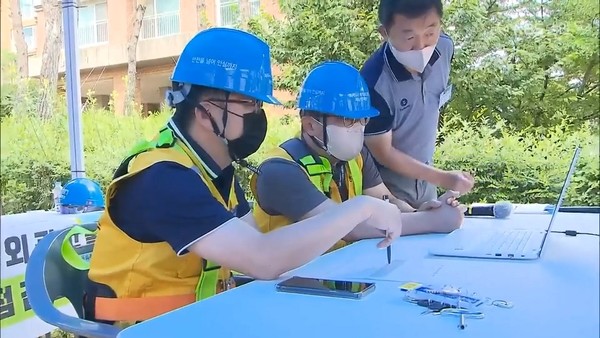 현장 점검하는 파주시 공무원들.