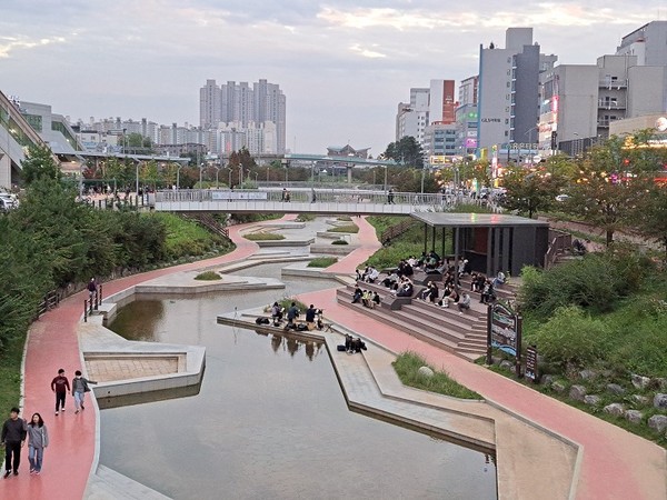 파고라테라스 버스킹.