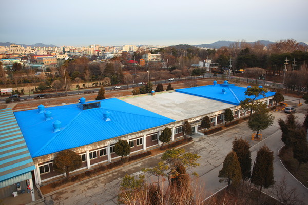 창작샘터 외부 전경.