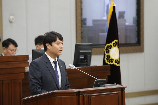 조석환 의장.