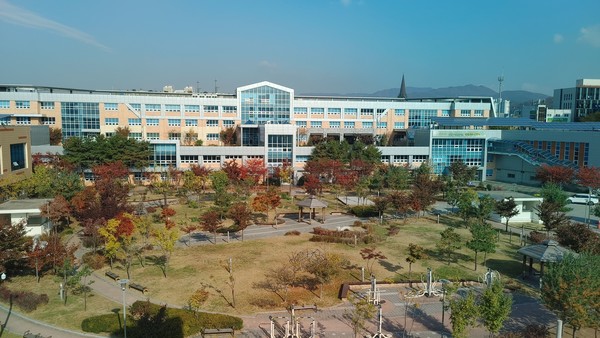 수원시글로벌평생학습관 전경
